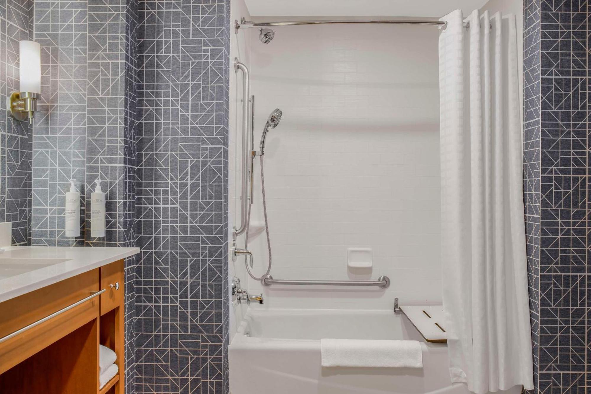 Homewood Suites By Hilton Winnipeg Airport - Polo Park Dış mekan fotoğraf