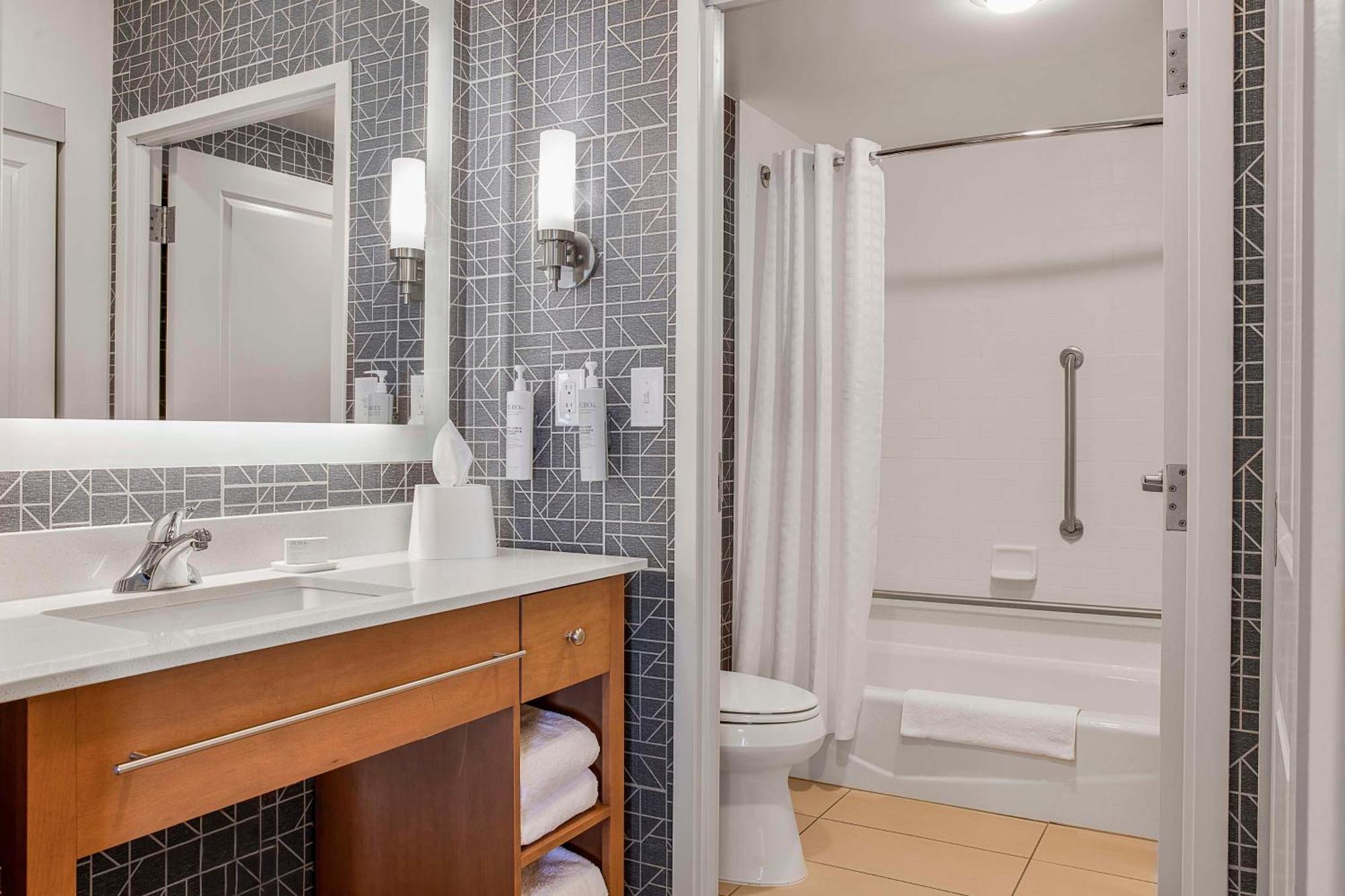 Homewood Suites By Hilton Winnipeg Airport - Polo Park Dış mekan fotoğraf